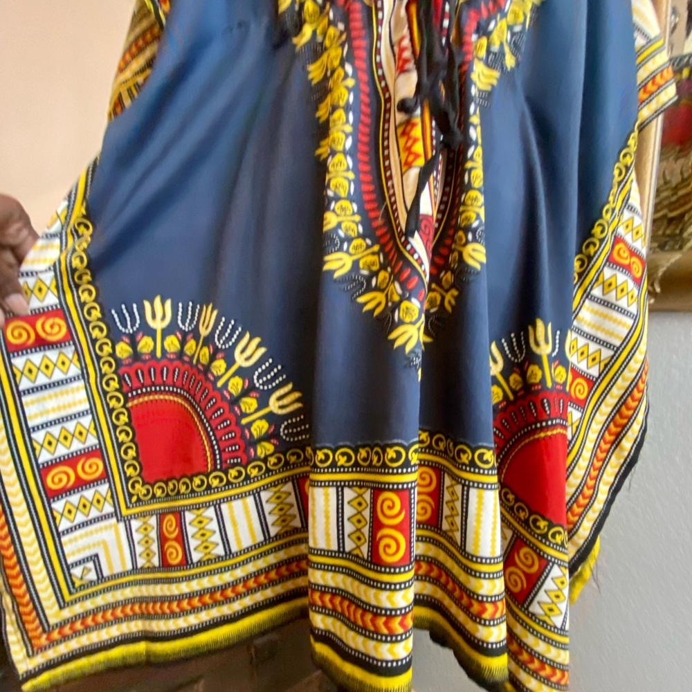 Multi Colored Coverup. Drawstring Around Waist Fo… - image 4